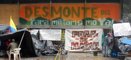 Protesta contra el paramilitarismo